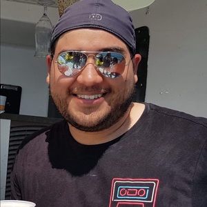 Meet your Posher, Brian